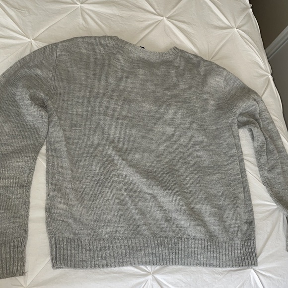 HM Disney collection Mickey Mouse sweater size MEDIUM - Picture 5 of 5